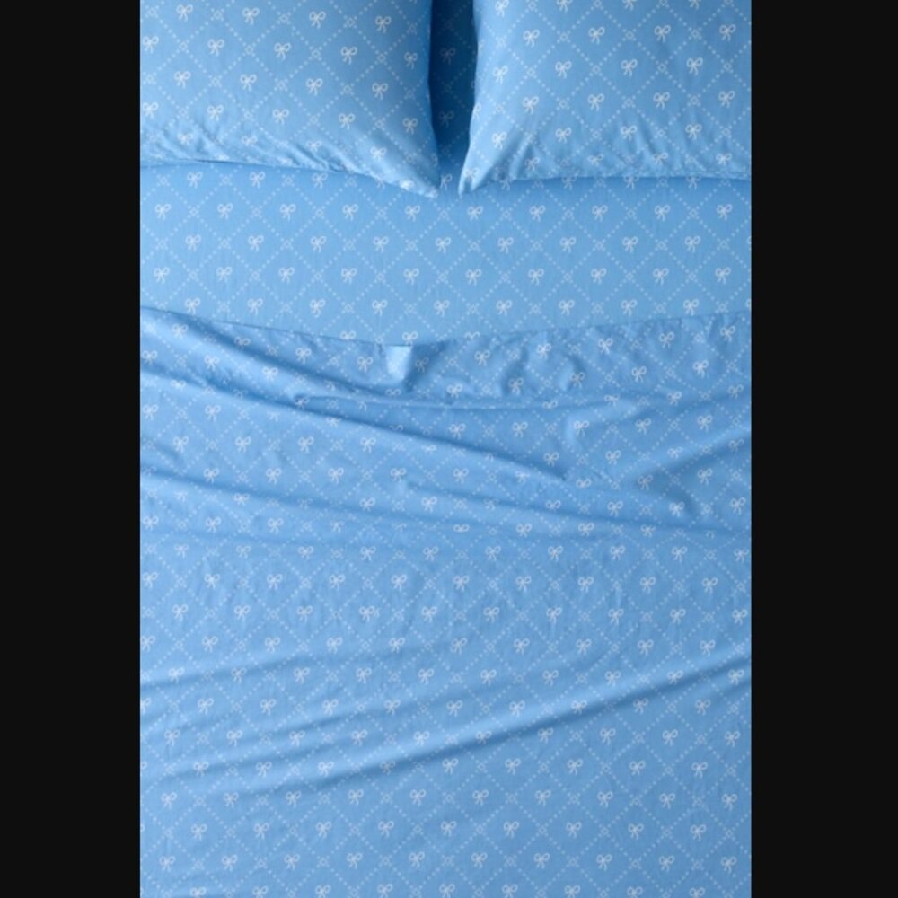 Eloise Cotton Blue w. White Bow Core Queen Fitted Flat Sheet Set w. Pillowcases